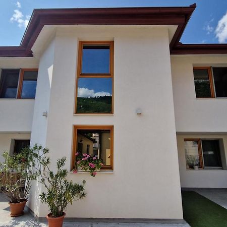 Guesthouse Rose Сараево Екстериор снимка