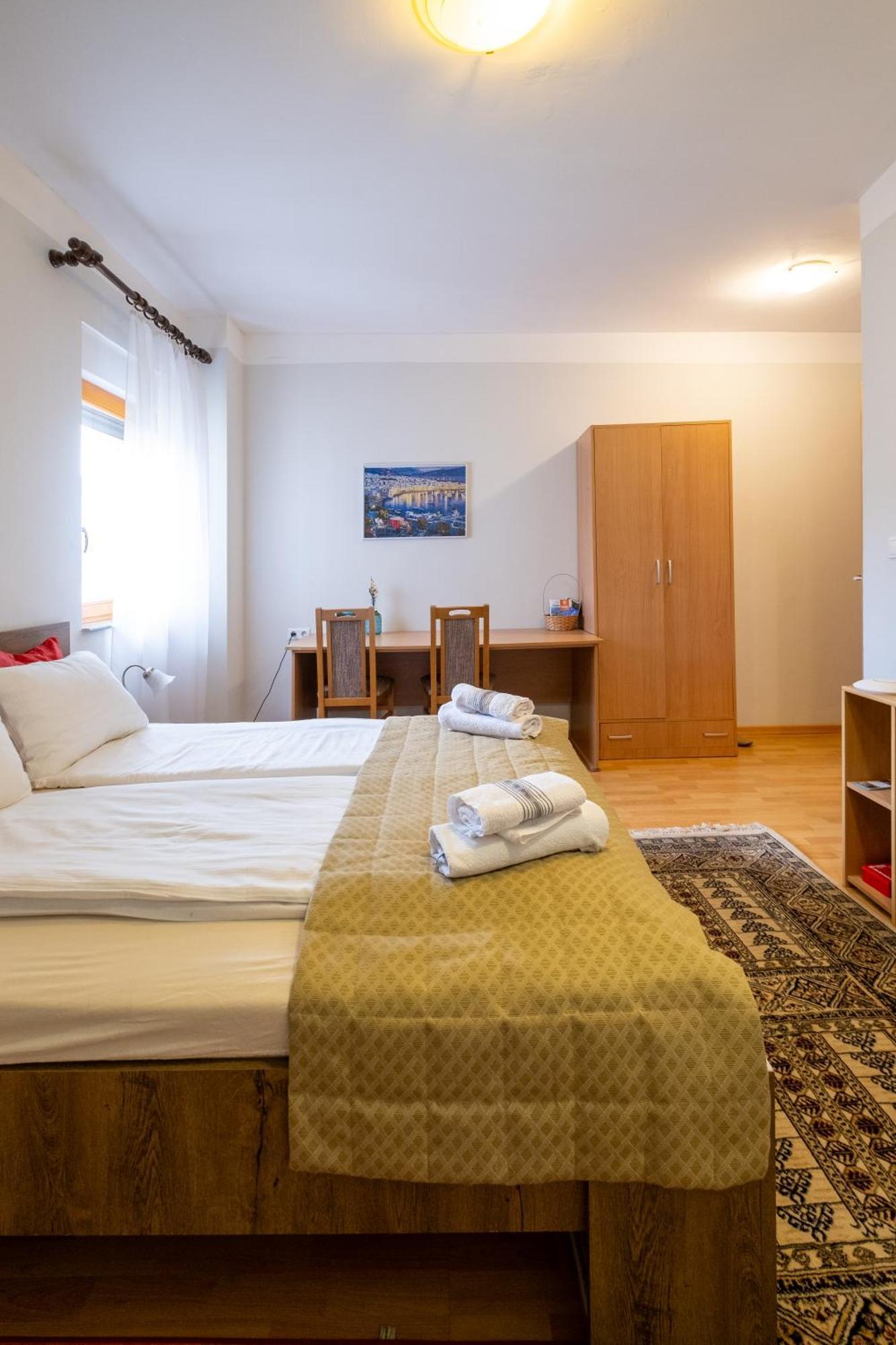 Guesthouse Rose Сараево Екстериор снимка