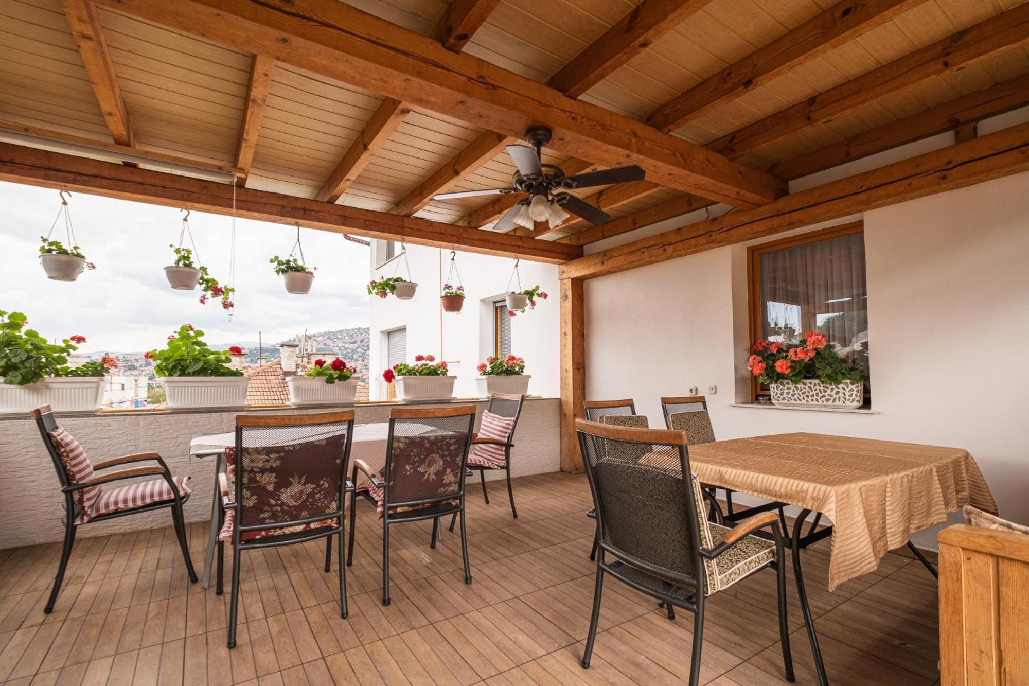 Guesthouse Rose Сараево Екстериор снимка