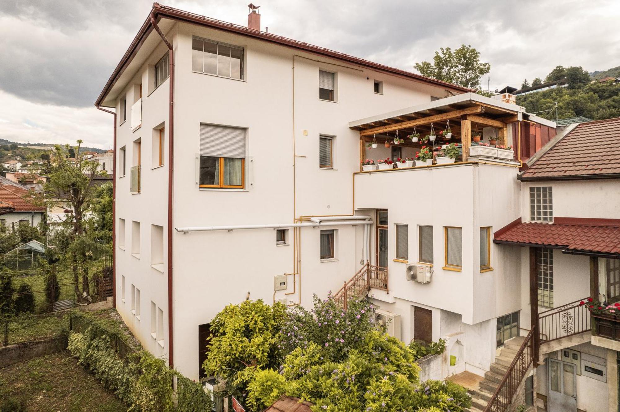 Guesthouse Rose Сараево Екстериор снимка