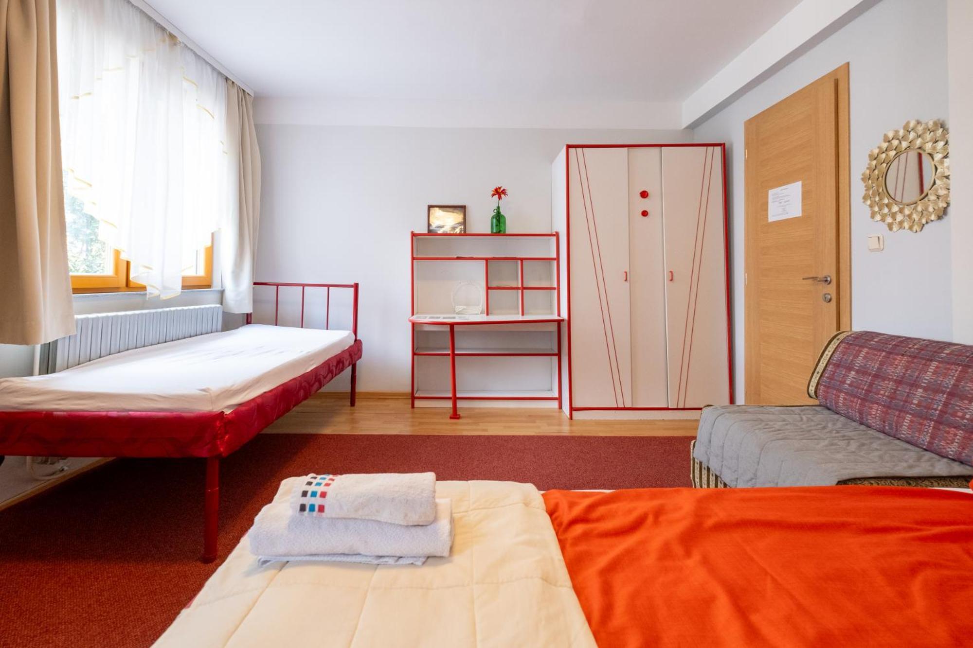 Guesthouse Rose Сараево Екстериор снимка