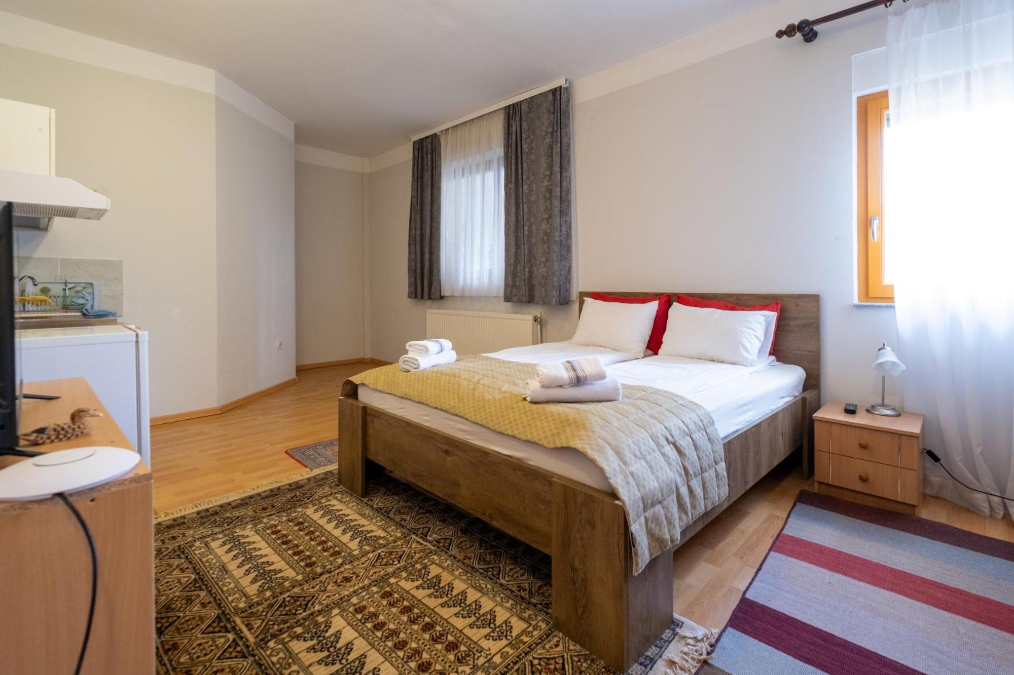 Guesthouse Rose Сараево Екстериор снимка