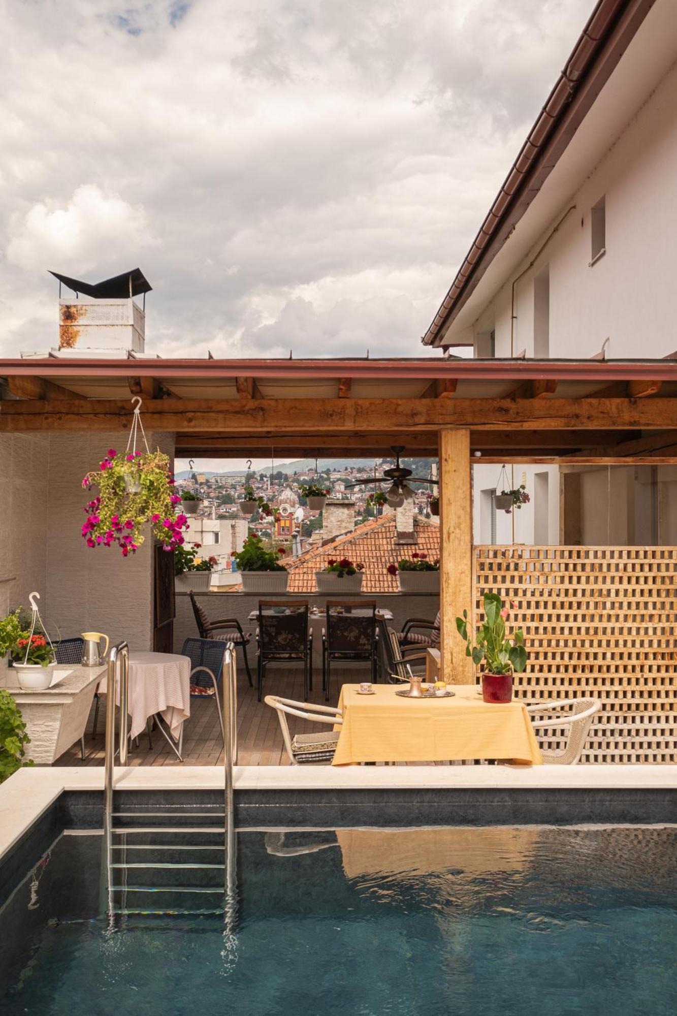 Guesthouse Rose Сараево Екстериор снимка