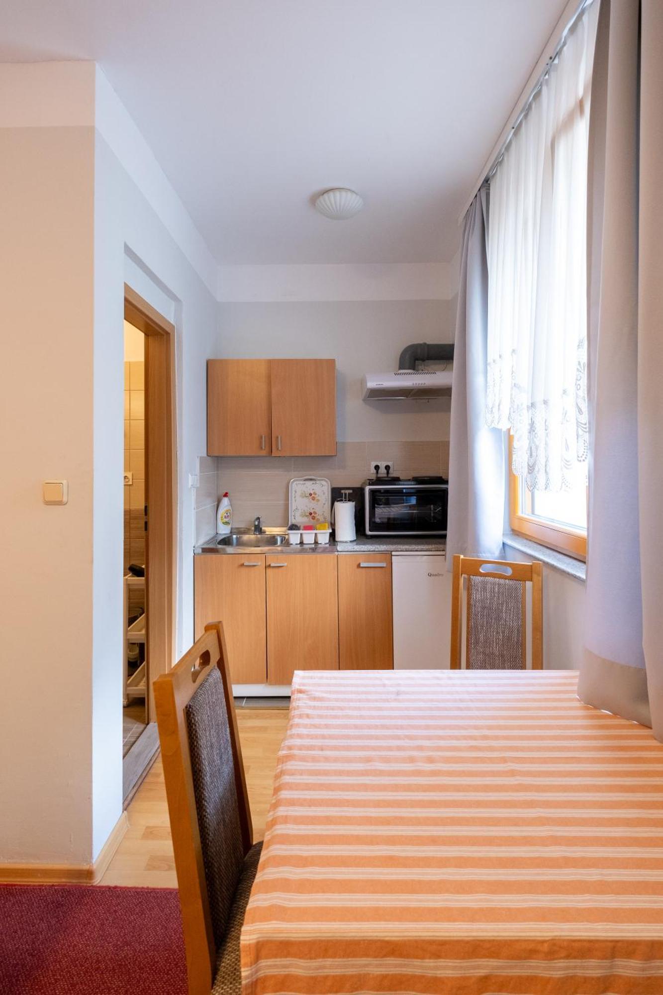 Guesthouse Rose Сараево Екстериор снимка