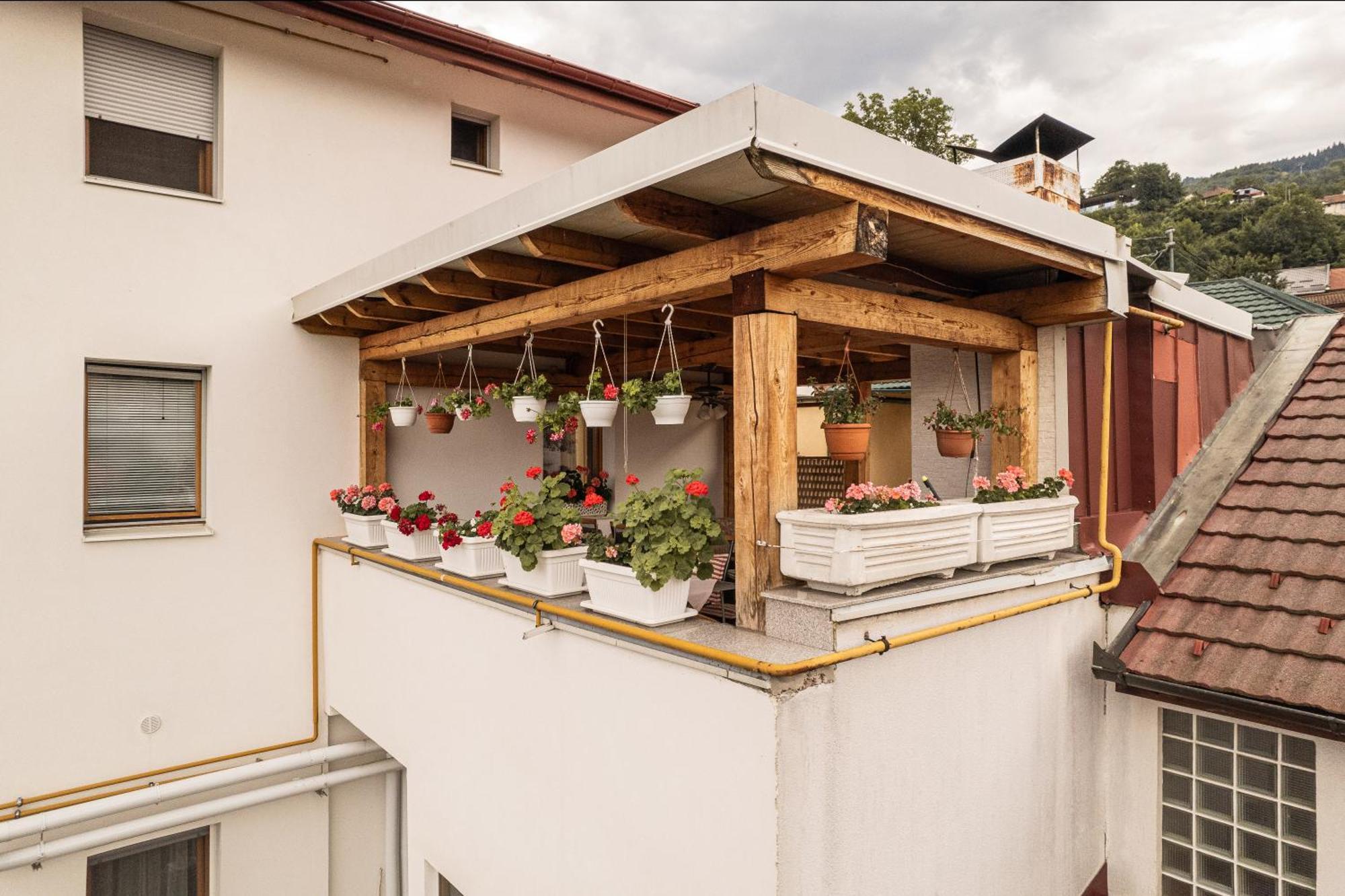 Guesthouse Rose Сараево Екстериор снимка