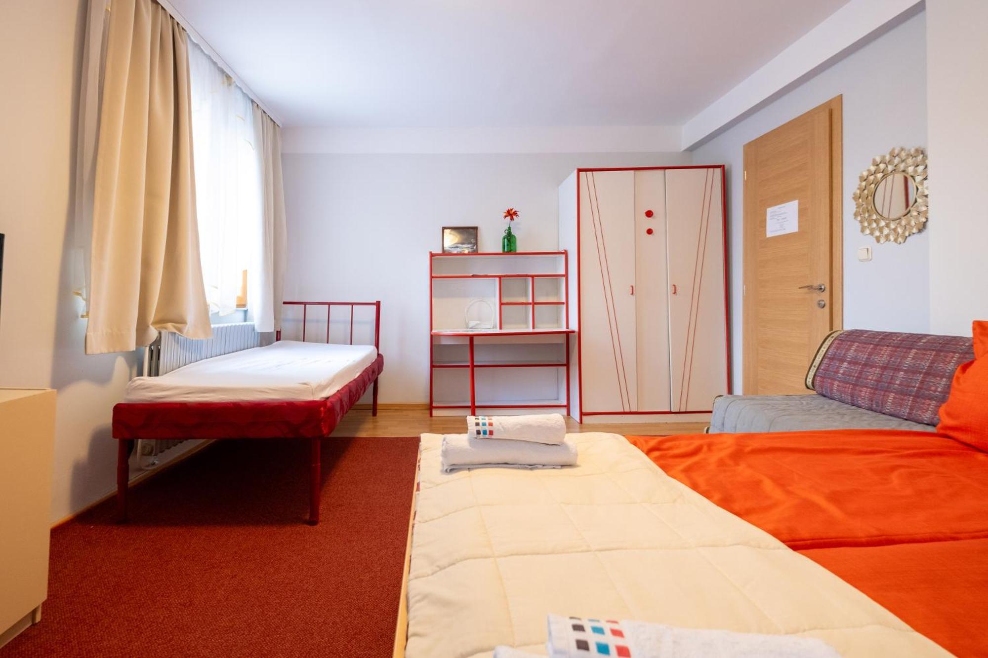 Guesthouse Rose Сараево Екстериор снимка